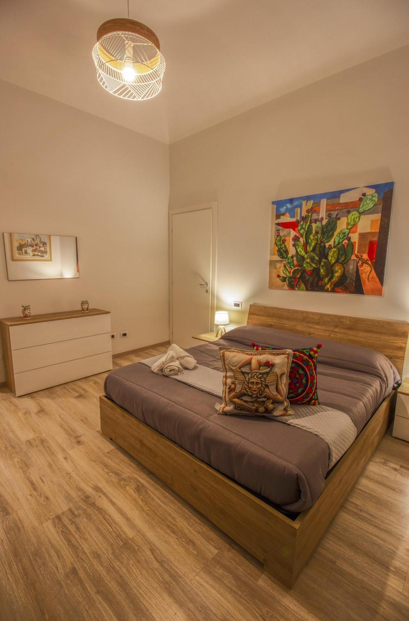 Double Room Private Bathroom